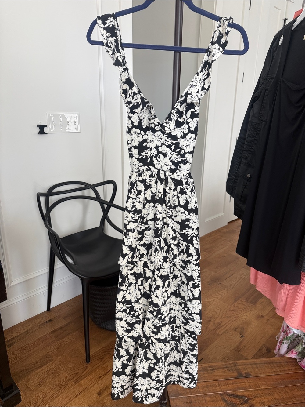 Lulu's Black and White Floral Maxi Dress